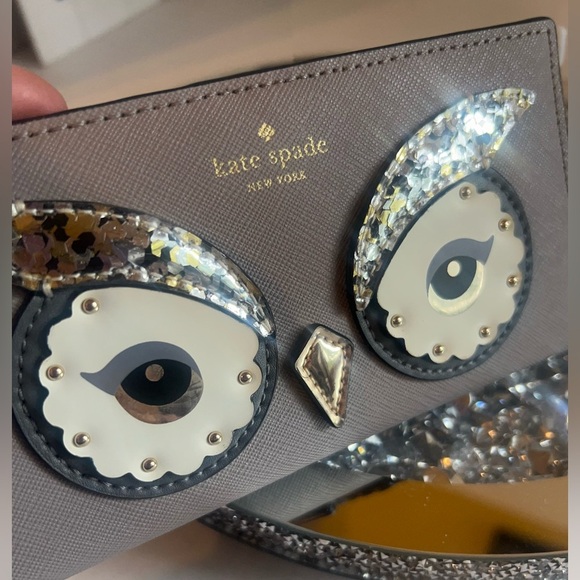 Kate Spade Gray taupe Saffiano leather Owl Design collectible wallet - Picture 4 of 9